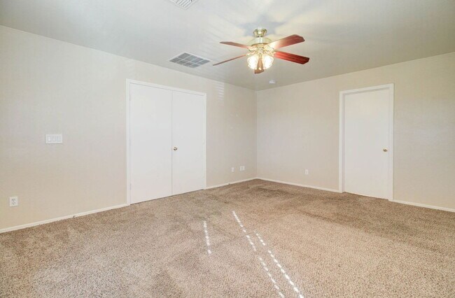 Building Photo - 17762 W Hearn Rd