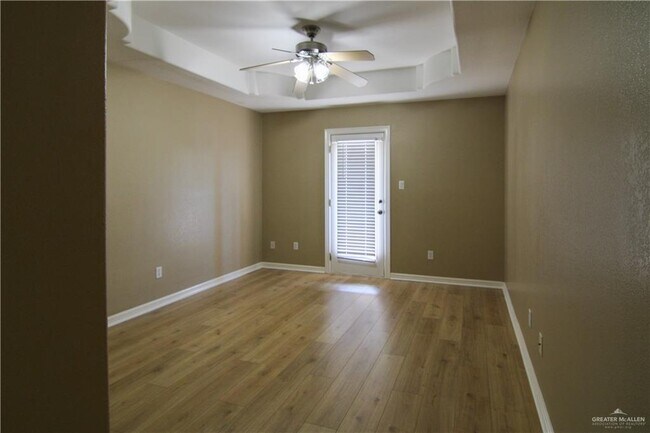 Building Photo - 15 Fourth N St