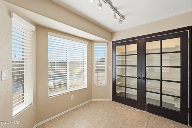 Building Photo - 12848 S 45th St