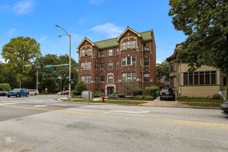 Building Photo - 1146 Ontario St