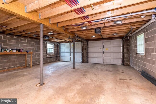 Building Photo - 402 Layfield Rd