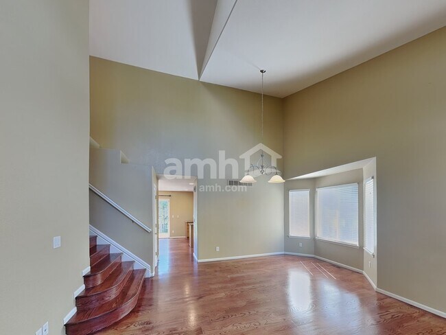 Building Photo - 22414 Quail Run Ln