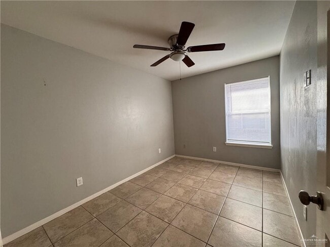 Building Photo - 28 W Sarah Evans St