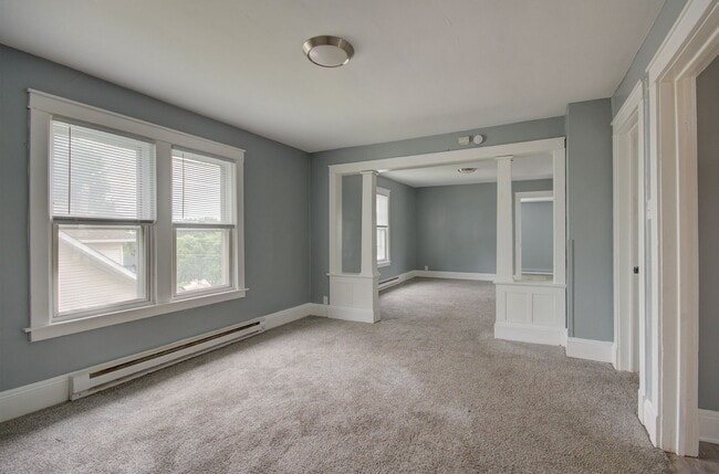 Primary Photo - 813 Woods Ave