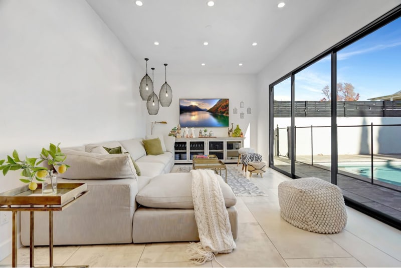 Building Photo - 6324 Geyser Ave