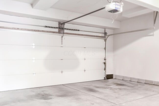 Building Photo - 3323 Retriever Rd