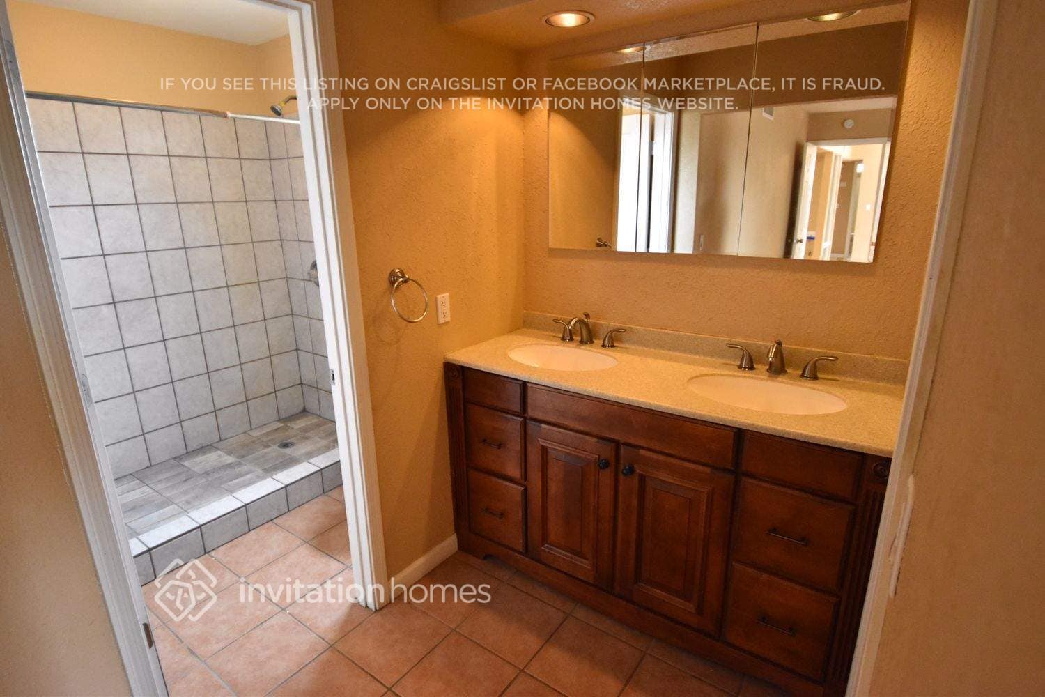 Building Photo - 9602 N 35th Dr