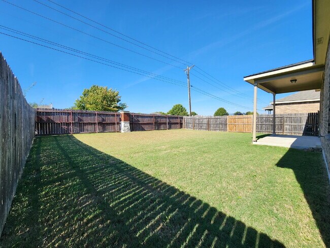 Building Photo - You do not want to miss out on this amazing 3-bedroom home in the Alta Vista area of Temple.  Thi...