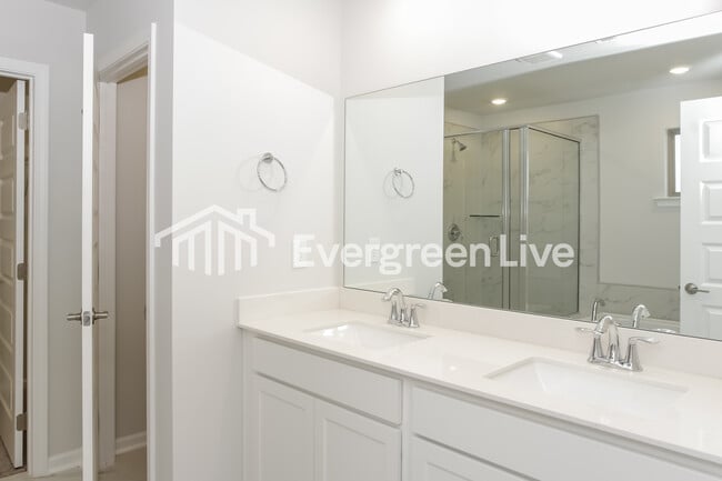 Building Photo - 315 Allene Wy