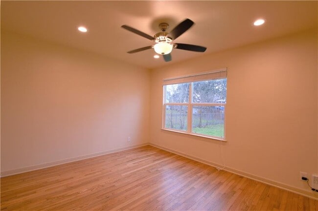 Building Photo - 2509 Givens Ave