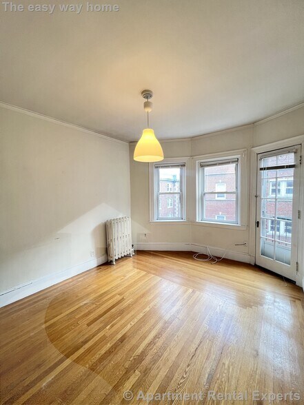 Building Photo - 163 Summer St