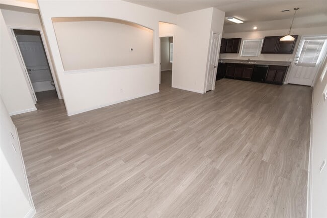 Building Photo - 5539 Latta Plantation Dr