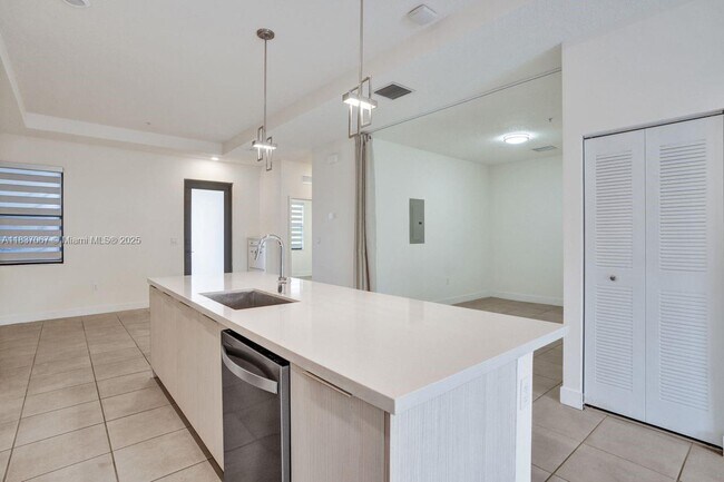 Building Photo - 7855 NW 104th Ave