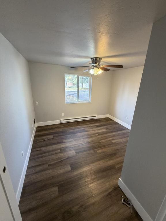 Building Photo - 908 E Violet Ave