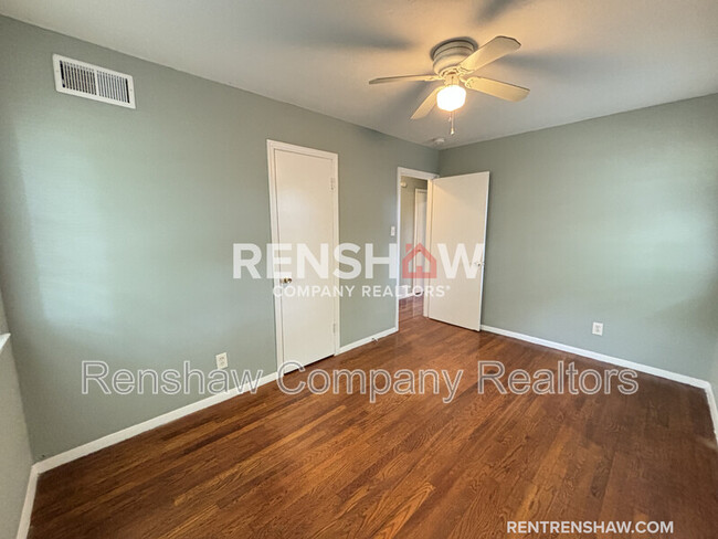 Building Photo - 5472 Lochinvar Rd