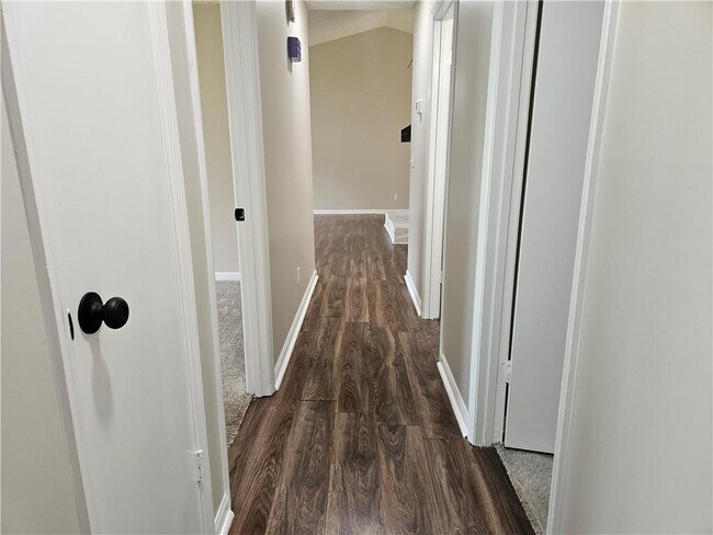 Building Photo - 20 Hartley Woods Dr
