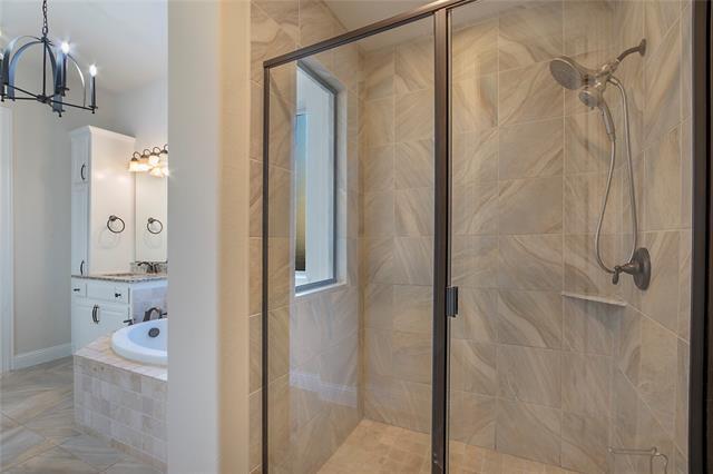 Building Photo - 904 Snyder Dr