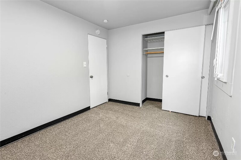 Building Photo - 2715 S 7th St