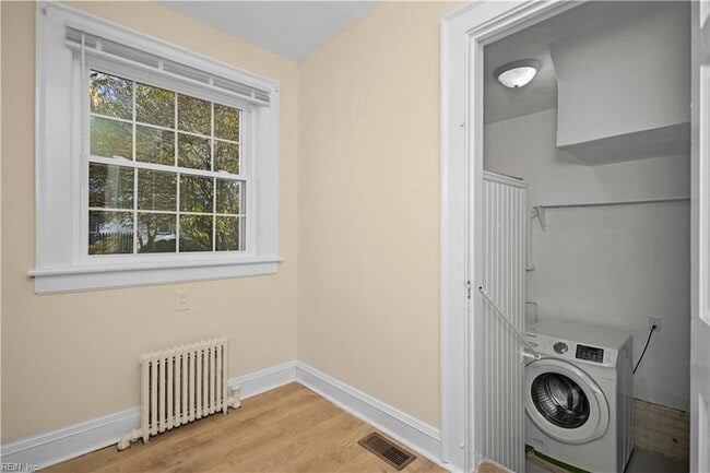 Building Photo - 2800 Chesterfield Blvd