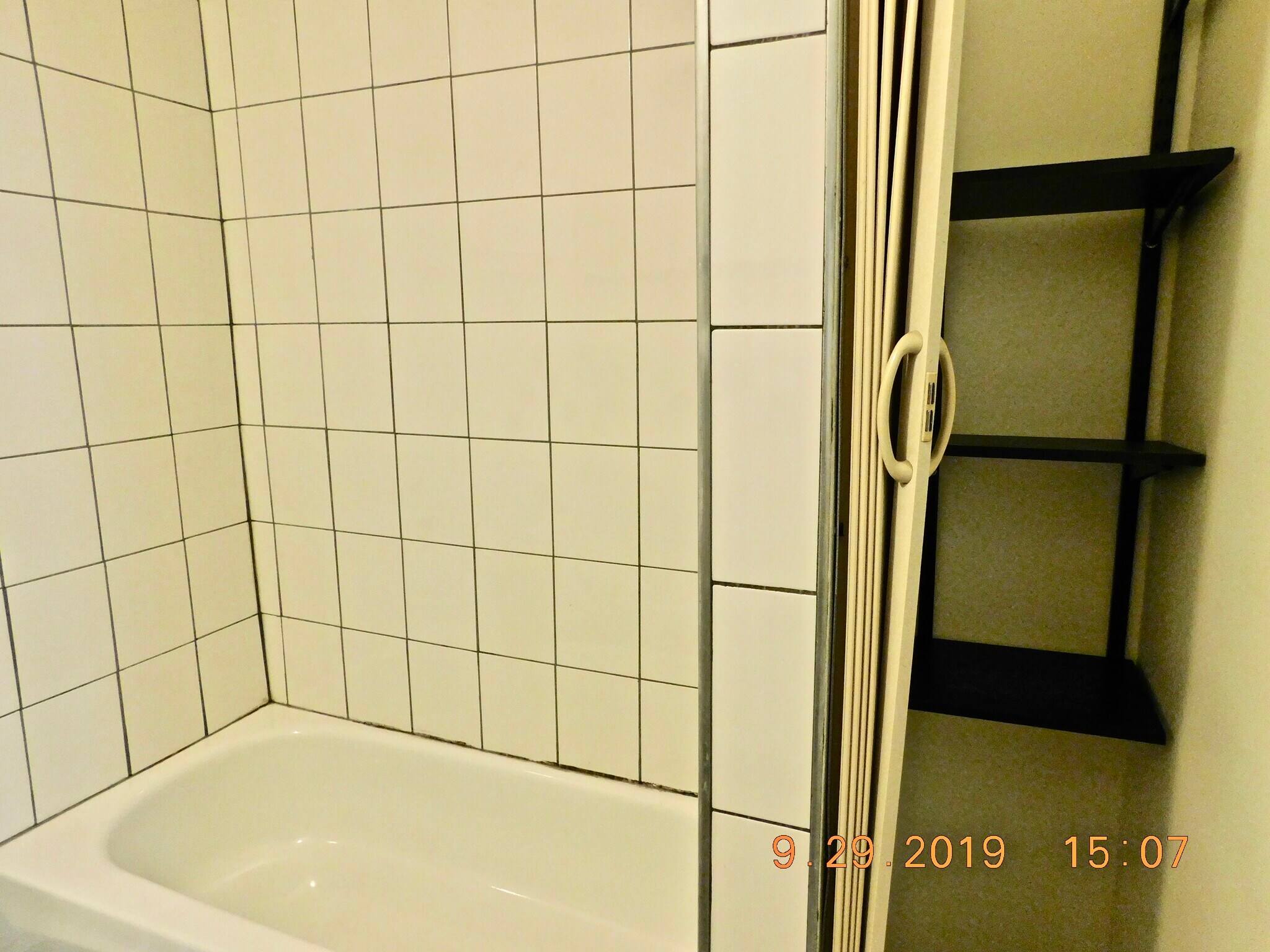 Bathroom - 1340 W 19th St