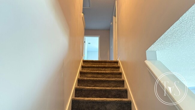 Building Photo - SPRING MOVE-IN SPECIAL and RATE DROP ALERT...