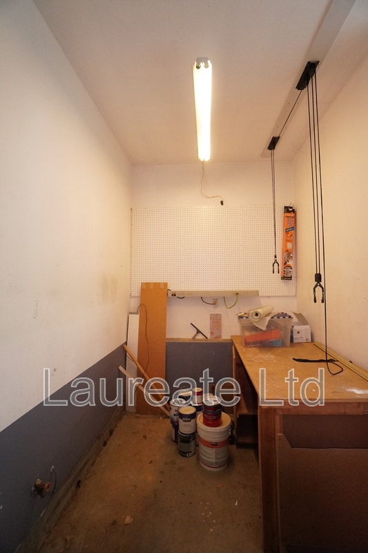 Building Photo - 9013 Old Tom Morris Cir