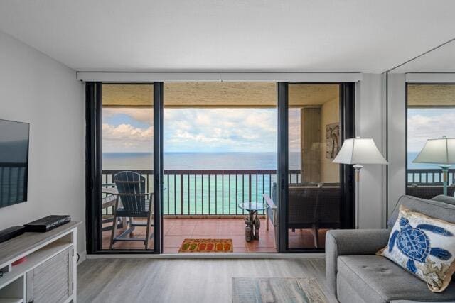 Building Photo - 9550 S Ocean Dr