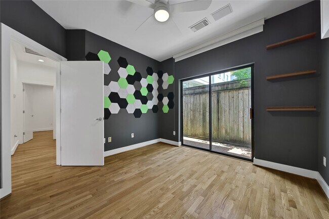 Building Photo - 4205 Eigel St