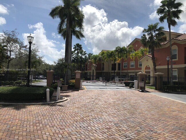 Building Photo - 4602 SW 160th Ave