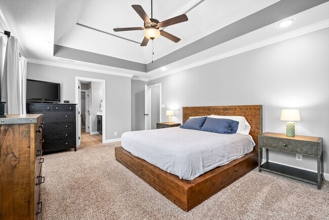 Building Photo - 1607 Ellie Piper Cir