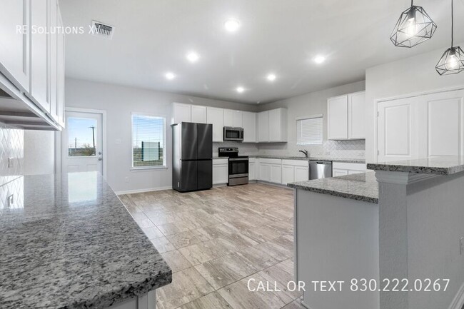 Building Photo - 11770 Classmore Gap