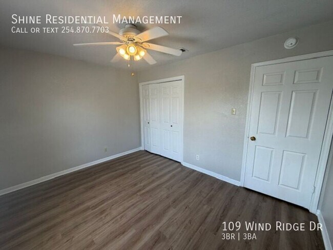 Building Photo - 109 Wind Ridge Dr