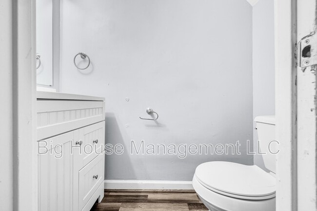 Building Photo - 4536 Reeves Pl