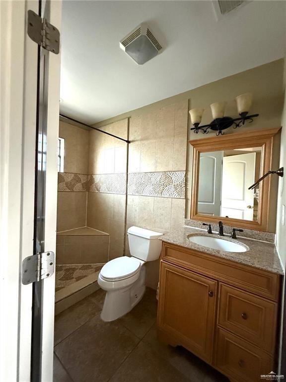 Building Photo - 11 N Moorefield Rd