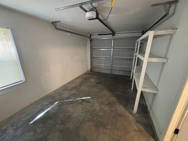 Building Photo - 3 Bedroom/ 2 Bath home in Micanopy