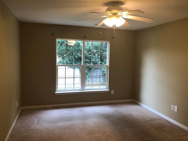Building Photo - 4995 Wheat Dr SW