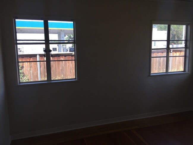 Building Photo - VOGT-120 West Pacheco