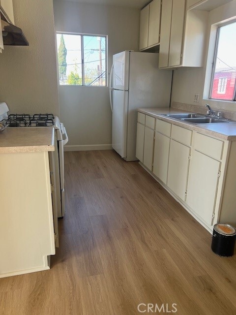 Building Photo - 2225 E 14th St