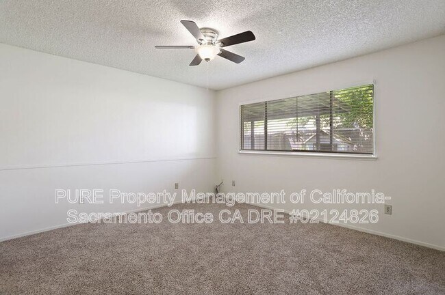 Building Photo - 6101 Tupelo Dr
