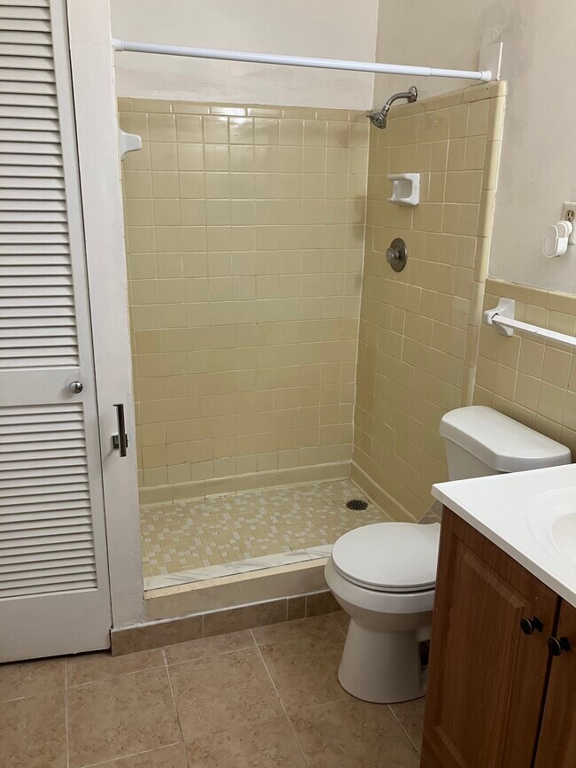 Building Photo - 2817 Los Gatos Ct