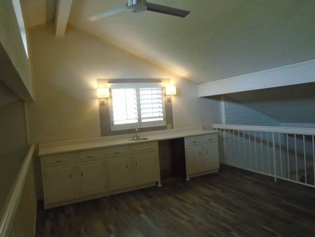 Building Photo - GATED COMMUNITY !!! MOVE IN SPECIAL!! $299...