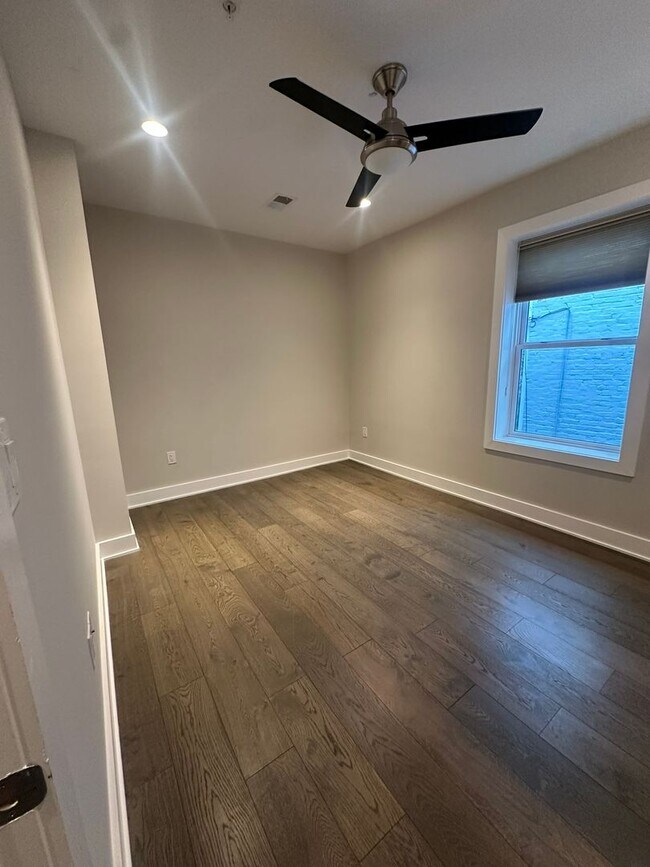 Building Photo - Modern 2 Bedroom, 2 Bathroom Penthouse with Parking in Historic LeDroit Park