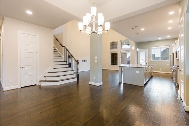 Building Photo - 1008 Peacock Blvd