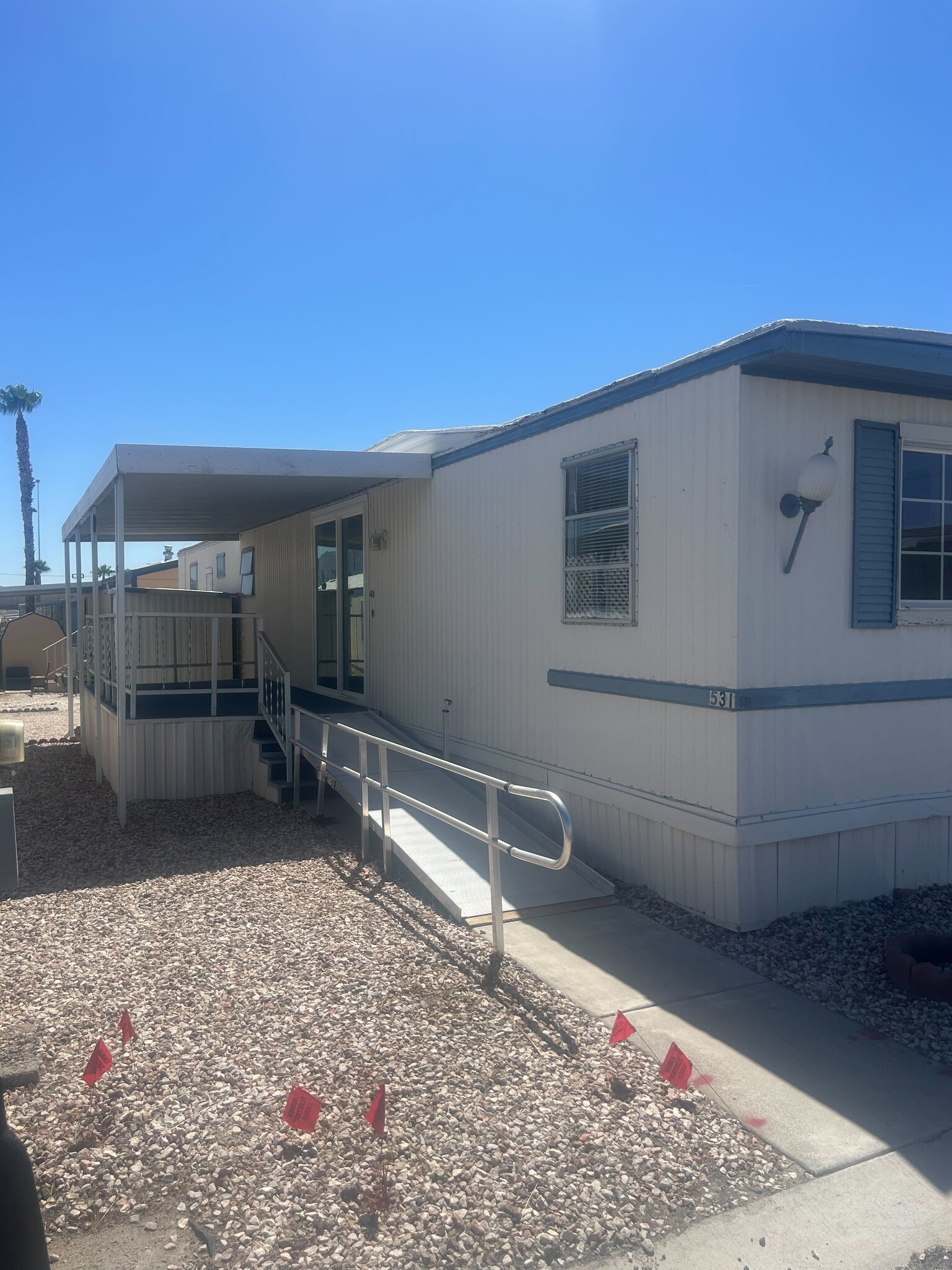 Building Photo - 3601 E Wyoming Ave