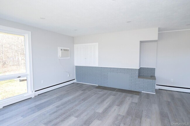 Building Photo - 58 On the Green