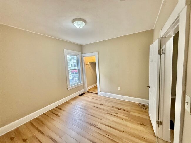 Building Photo - 136 Gershom Ave