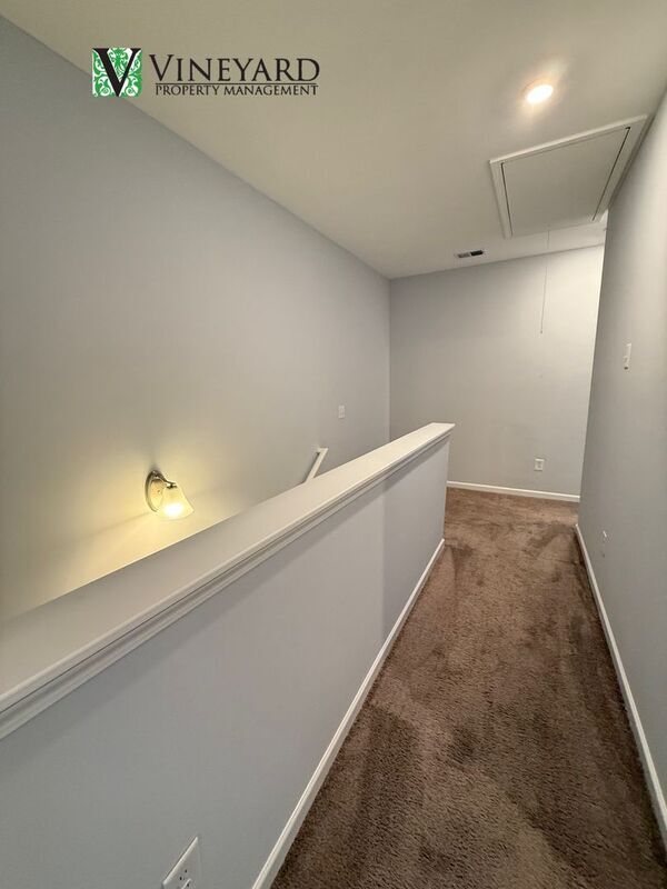 Building Photo - 247 Centennial Cir