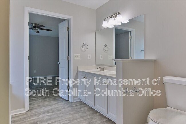 Building Photo - 14 Haven Ridge Pl