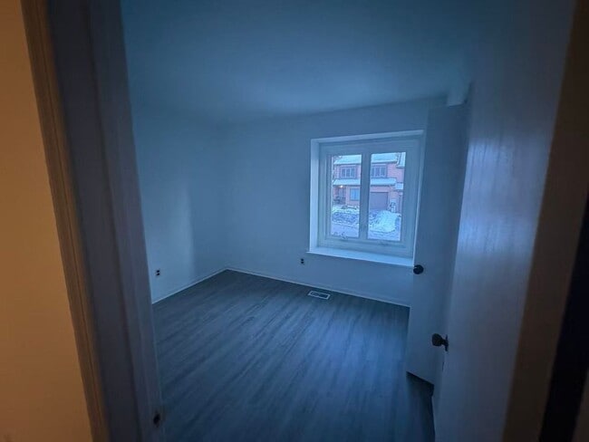 Building Photo - 3 Bedroom 2 1/2 bath Townhome in Pike Creek