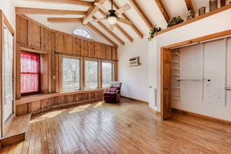 Building Photo - 187 River Oaks Dr